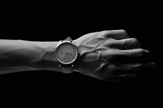 Why Vel Seyora Is Your Go-To for Premium Watches