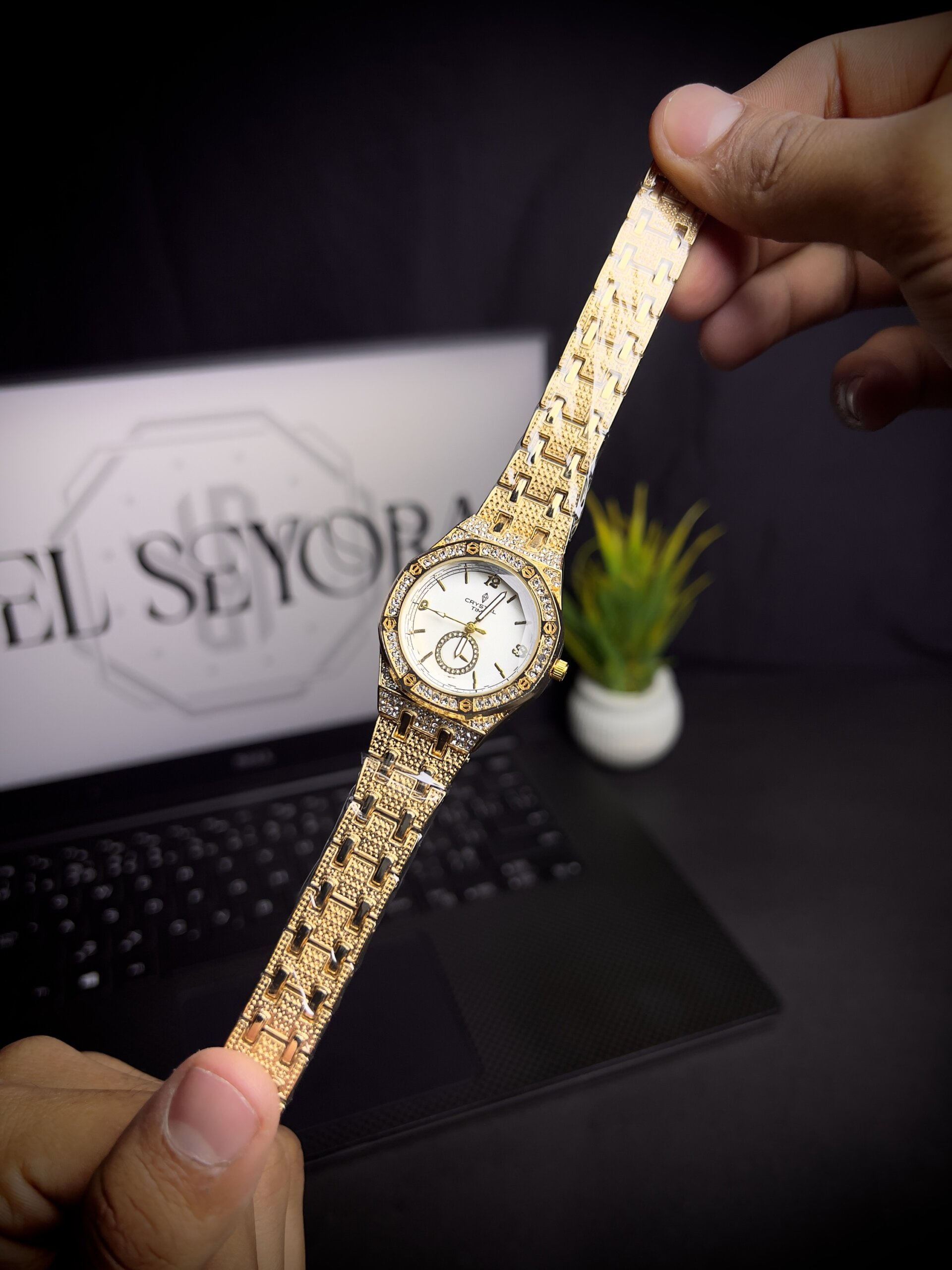 Women watch hex white-gold