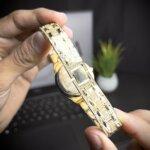 Women watch hex golden with natural color look