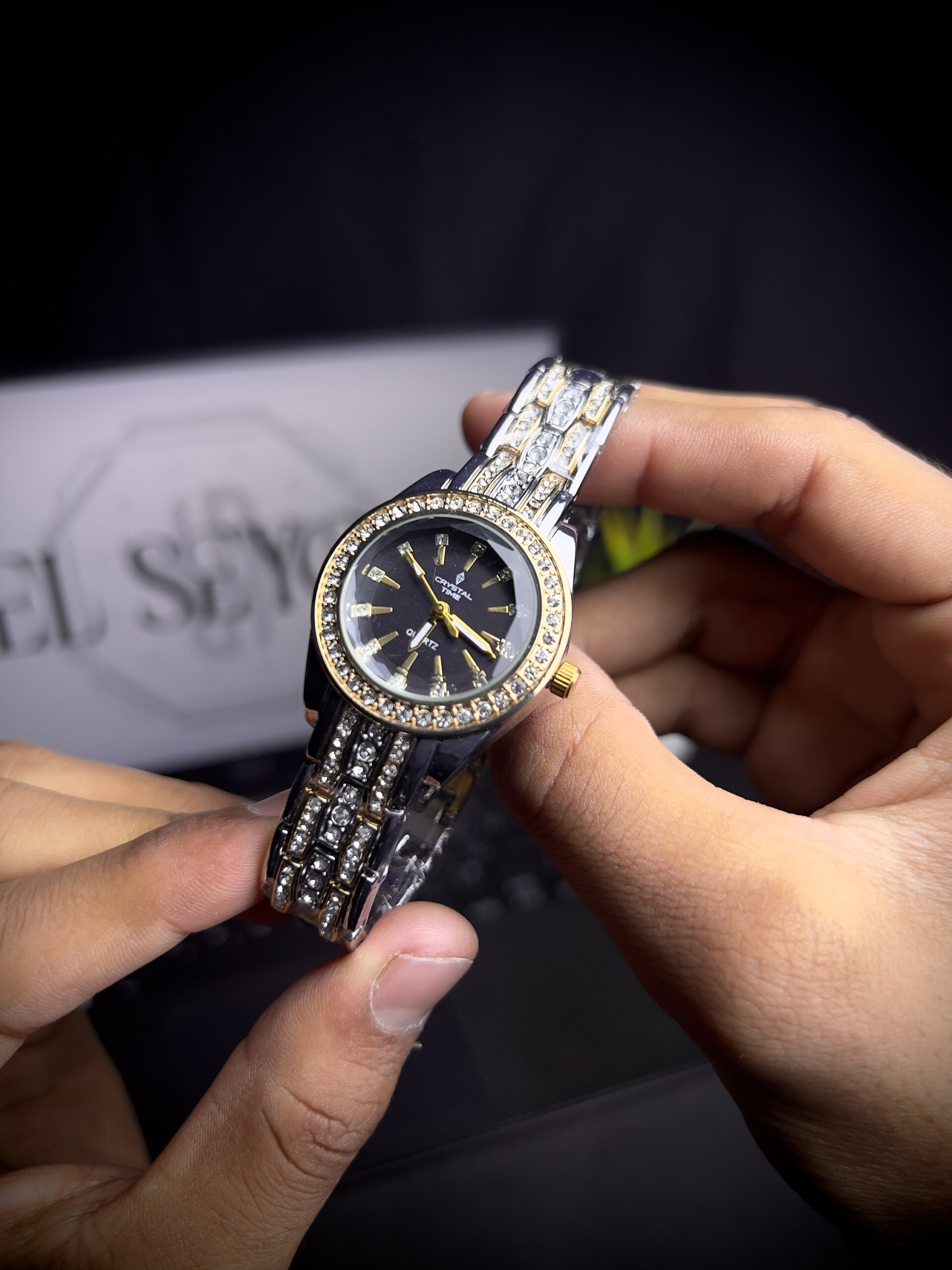 Women watch two tone black