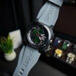 Rizen Sports watch in plane front with dialer