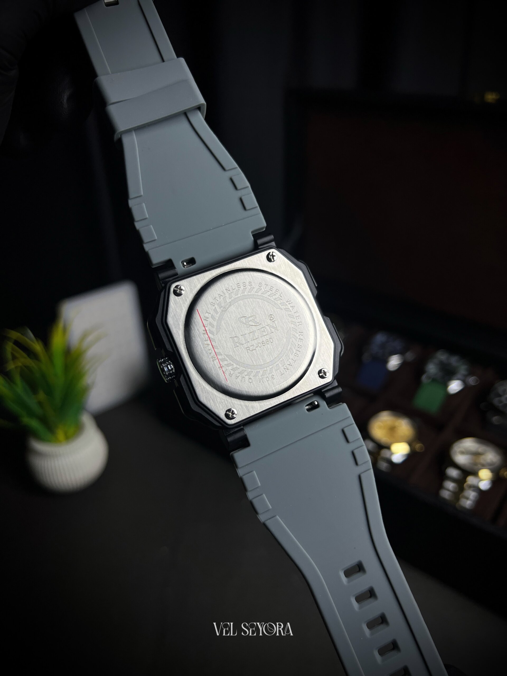 Rizen Sports Watch