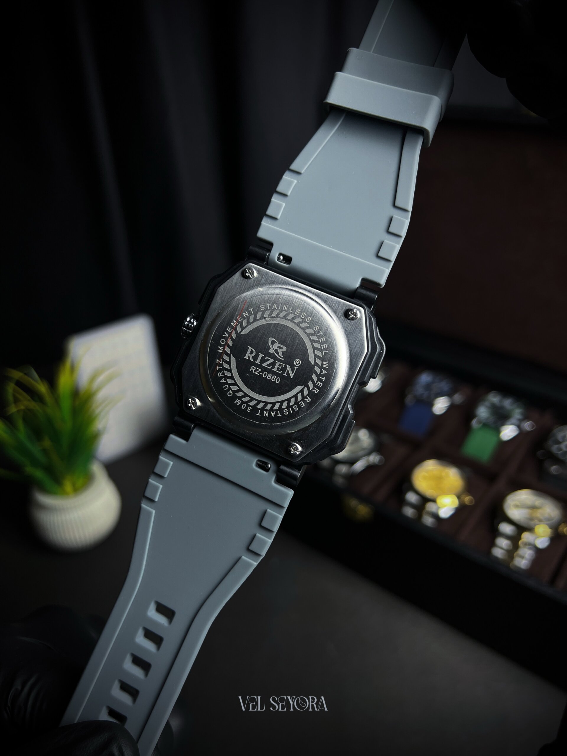 Rizen Sports Watch